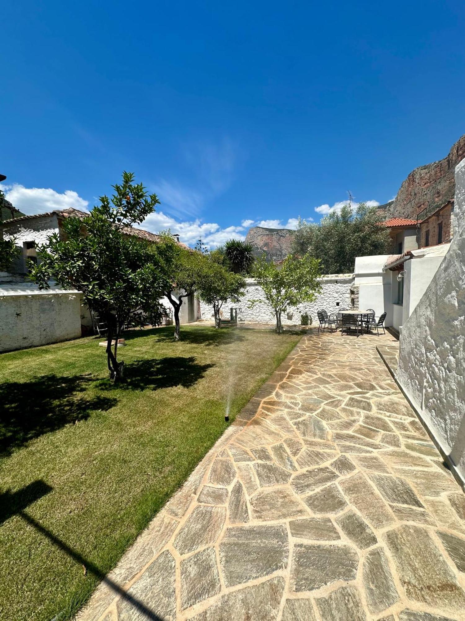 Alexander House 2 Villa Leonidio Exterior photo
